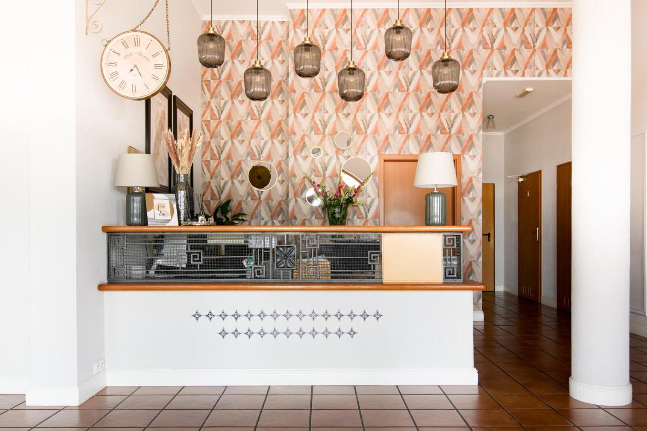 Hotel Lemoniada Lucmierz Buitenkant foto