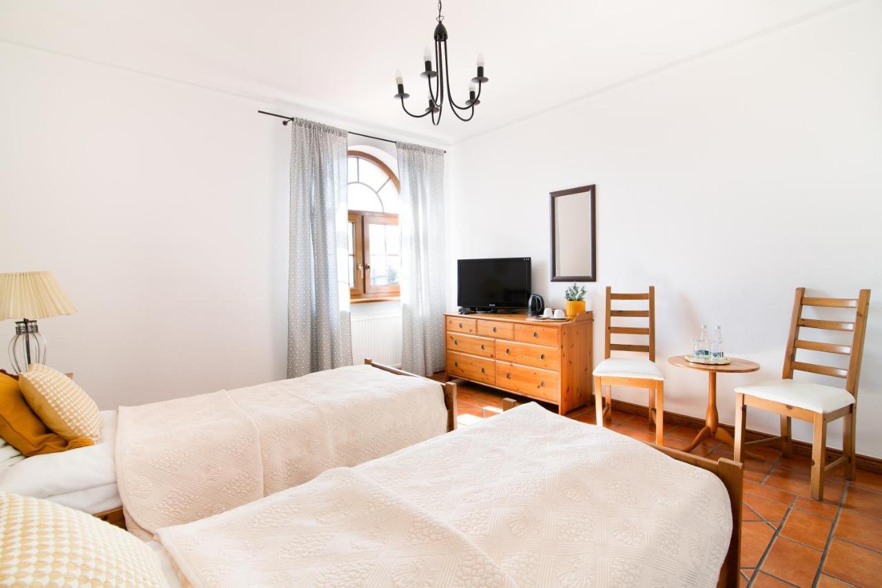 Hotel Lemoniada Lucmierz Buitenkant foto