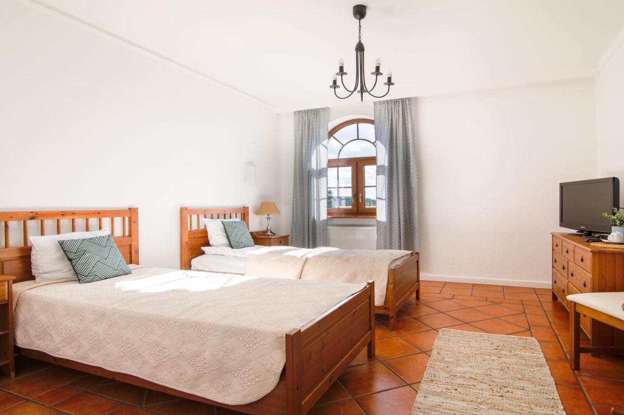 Hotel Lemoniada Lucmierz Buitenkant foto