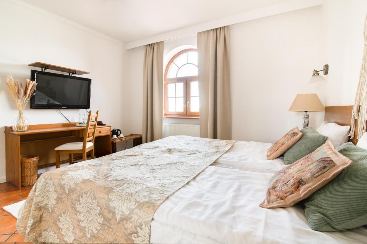 Hotel Lemoniada Lucmierz Buitenkant foto